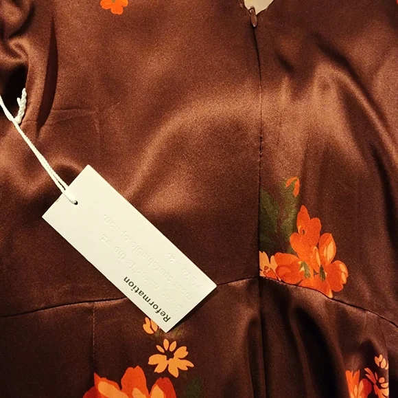 NWT Reformation Livie 100% Silk Dress - Picture 12 of 13